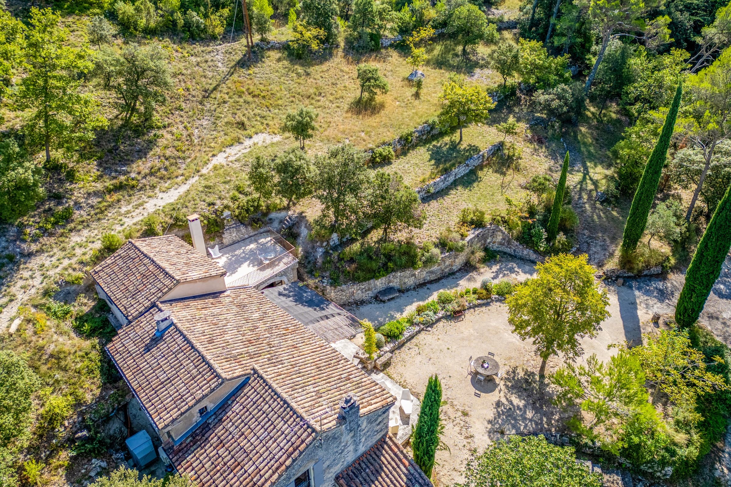 Mas d'Exception du XVIIᵉ siècle avec piscine au Cœur du Luberon — photo 6